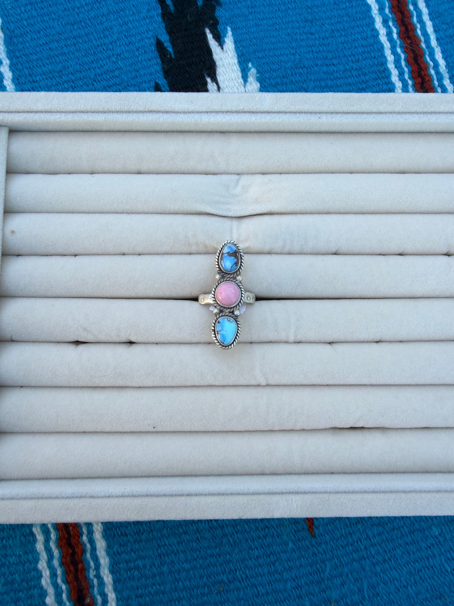 Golden hills + pink conch adjustable