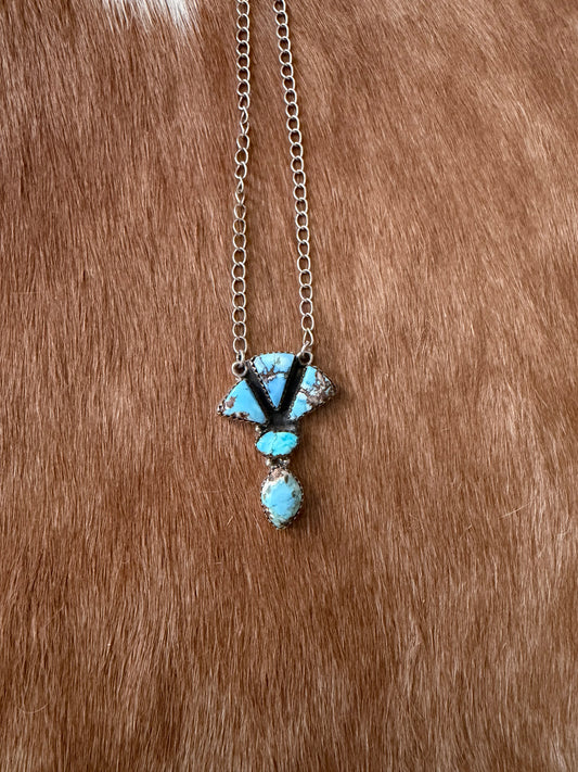 Golden hills necklace