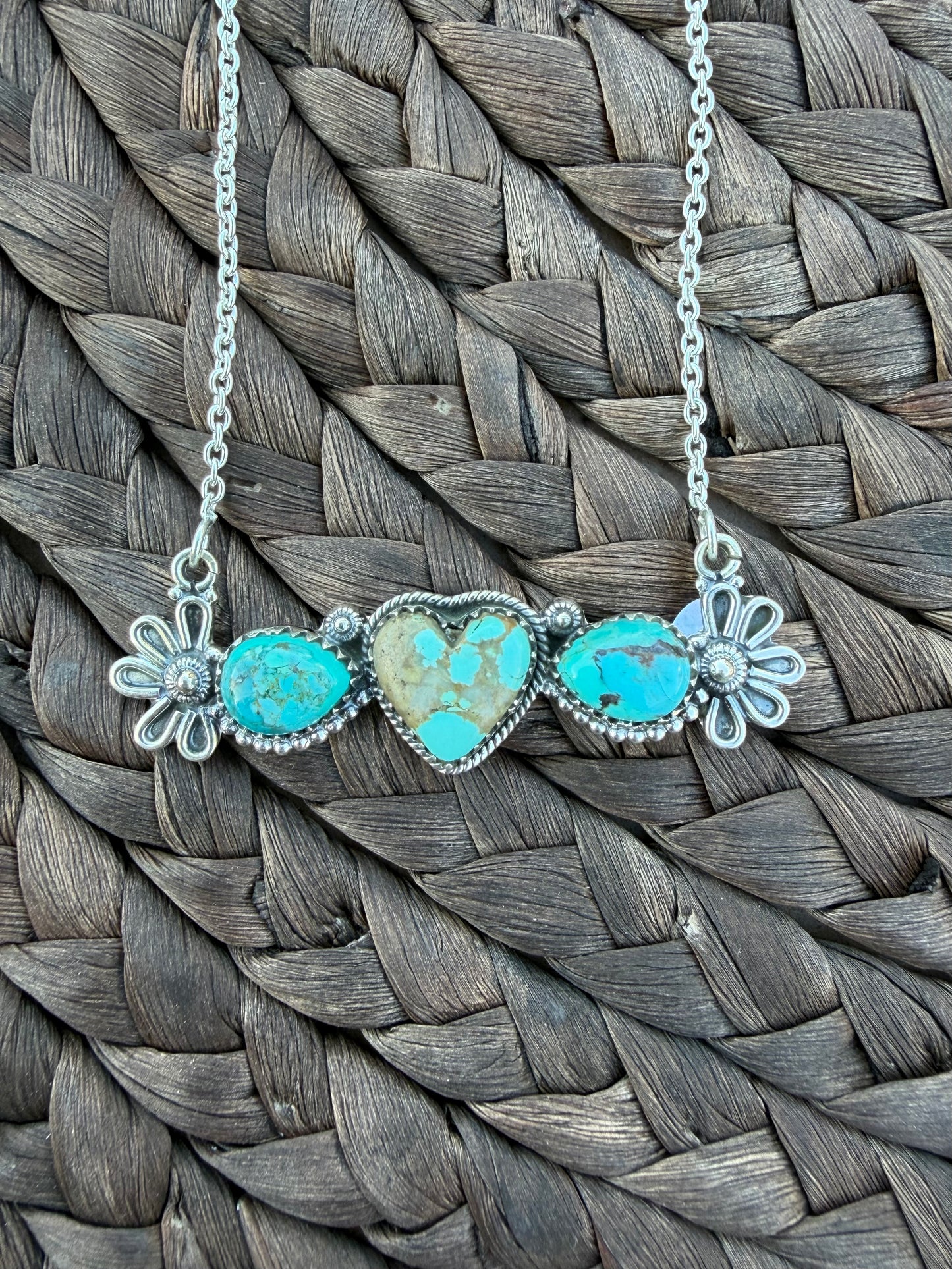Floral bar necklace
