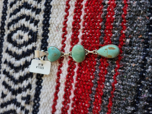 Stella blue pendent