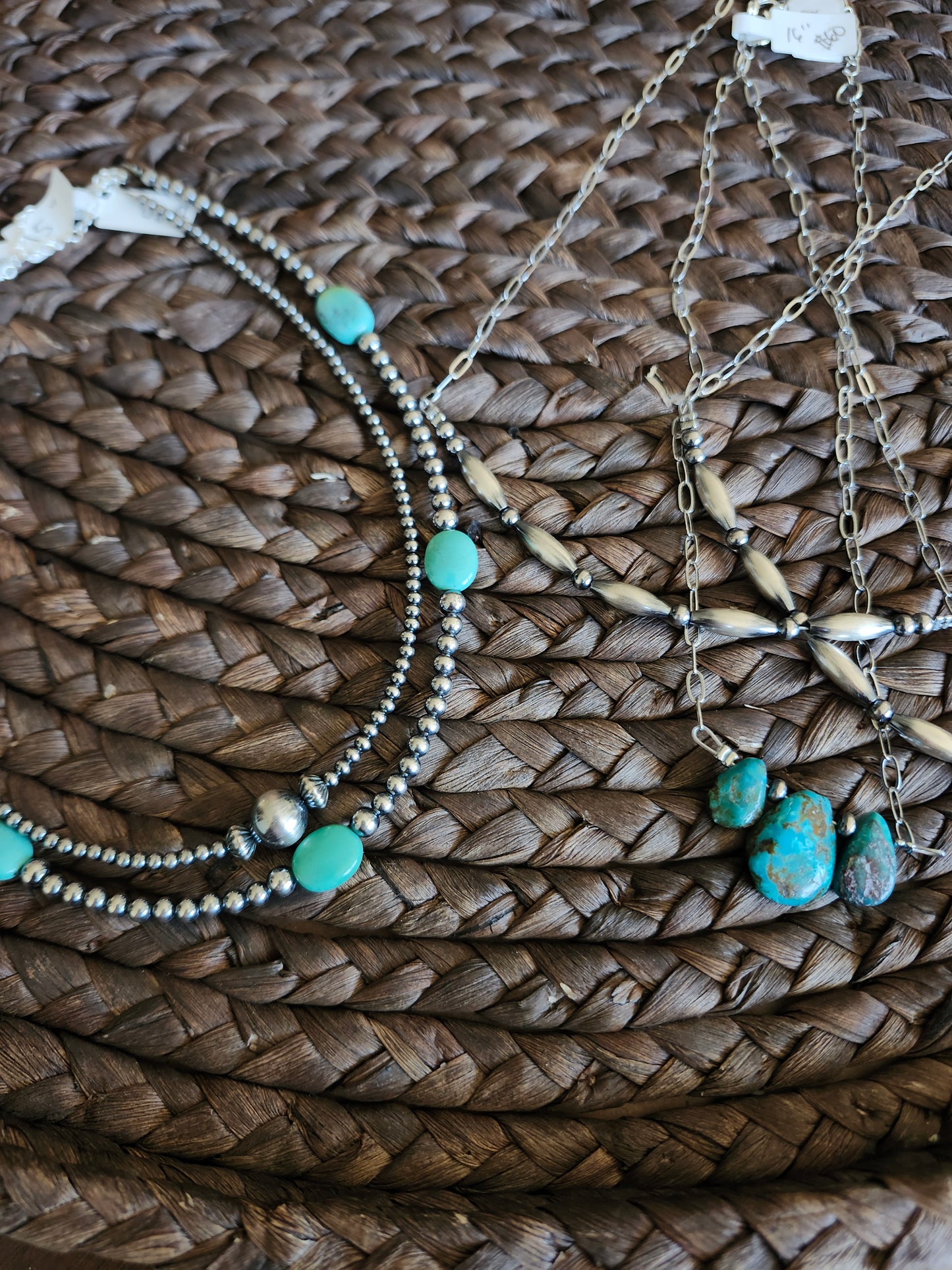 Plain pearl necklace