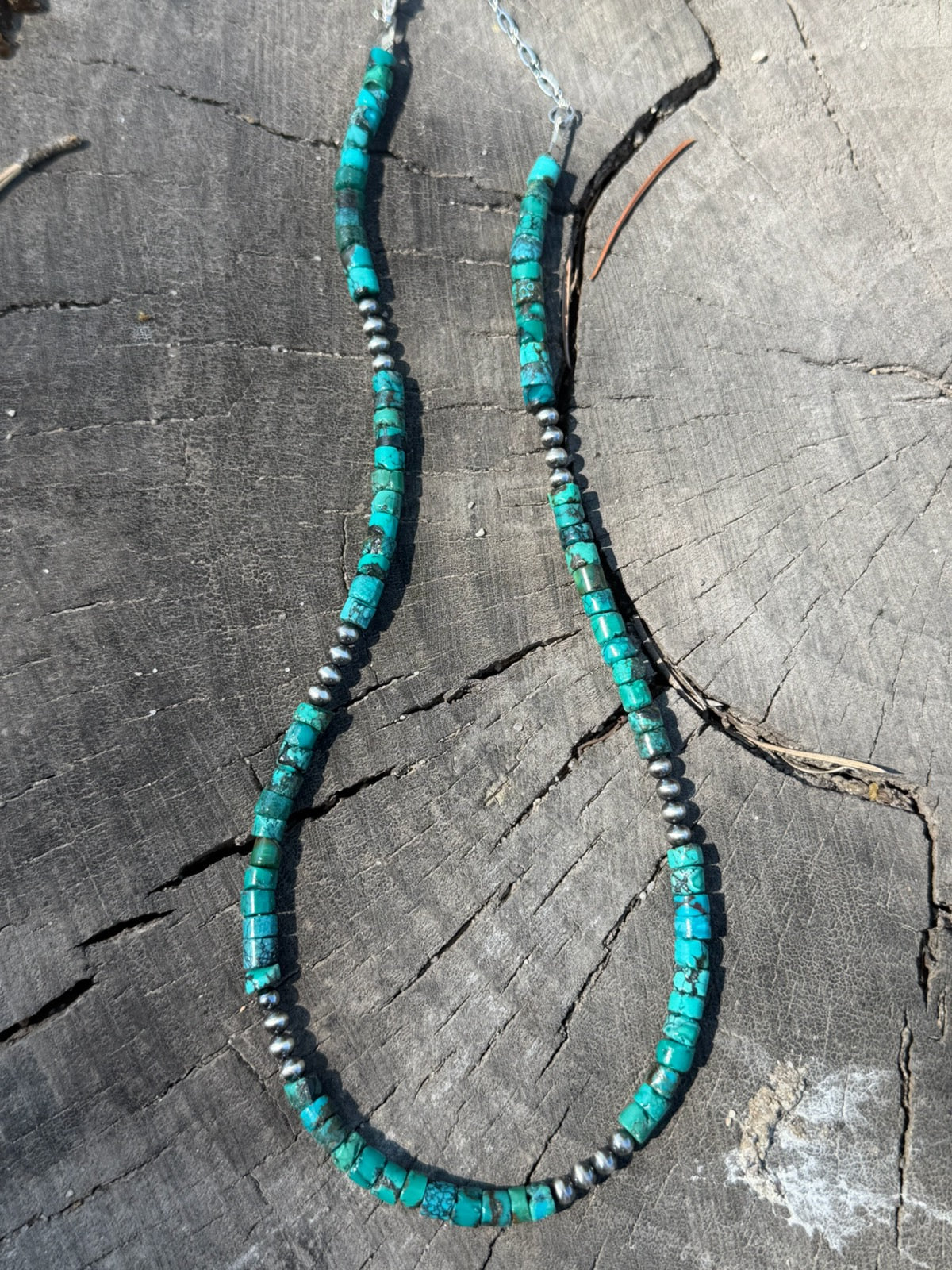 Bright turquoise necklace